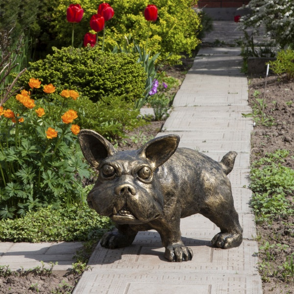 Садовая скульптура Клайд